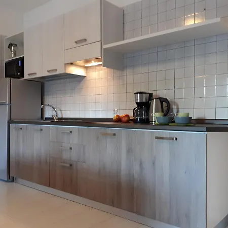 Apart-hotel 3muzen 4*