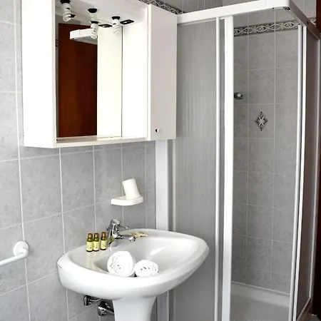 3Muzen Apartments Hotel apartamentowy Tremosine