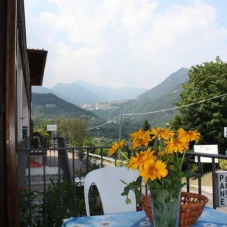 3Muzen Apartments Tremosine